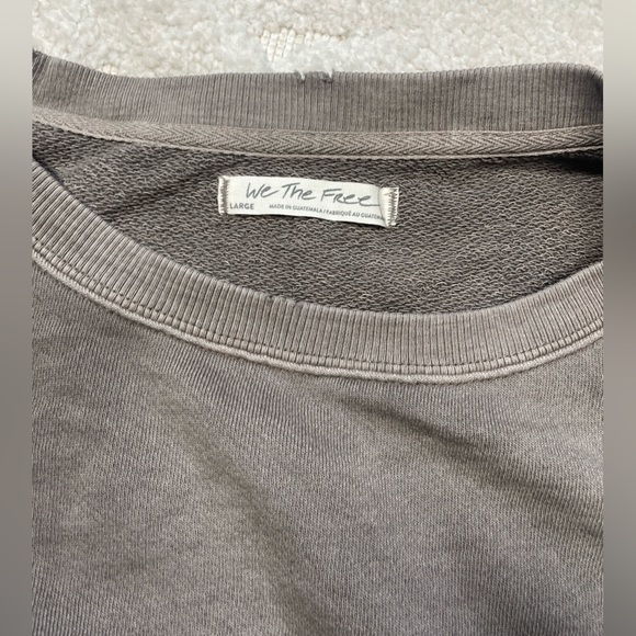 Free people / We The Free Camden Sweatshirt color- dolphin nwot - Picture 5 of 7